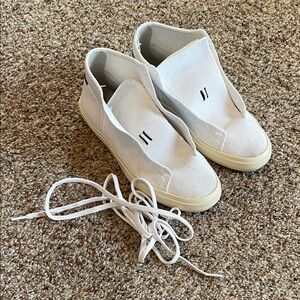 Rothy’s white sneakers